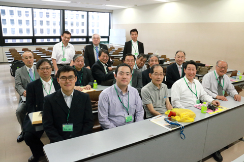 同窓会報告会兼意見交換会
